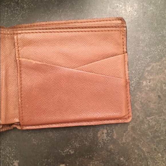 Louis Vuitton wallet - Picture 2 of 2